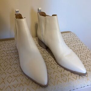 Marc Fisher Off White Chelsea Bootie Boot Size 10